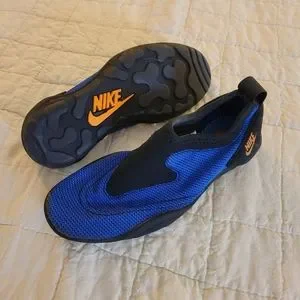 NIKE Vintage 1993 1994 Aqua Socks Water Shoes Blue 90s 5 Youth 6.5 Women s